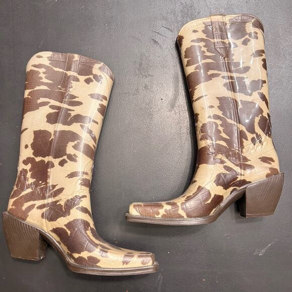 Donald J Pliner Cow Hide Rain Boots! SO CUTE Perfect for Spring! Size 8 - Picture 4 of 4